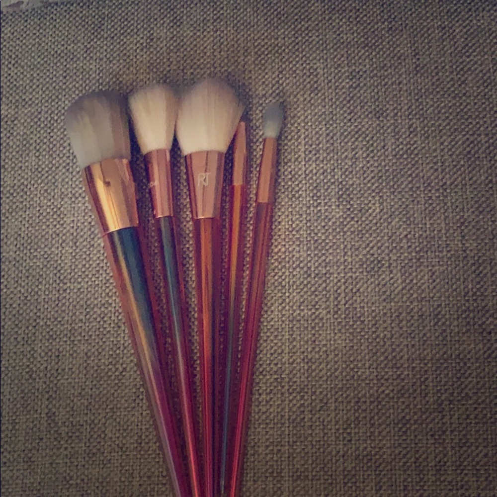 Real Techniques Holographic Brush Set